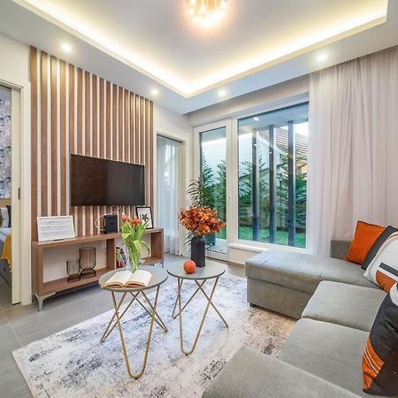 Lavida Deluxe Villa Hajdúszoboszló מראה חיצוני תמונה