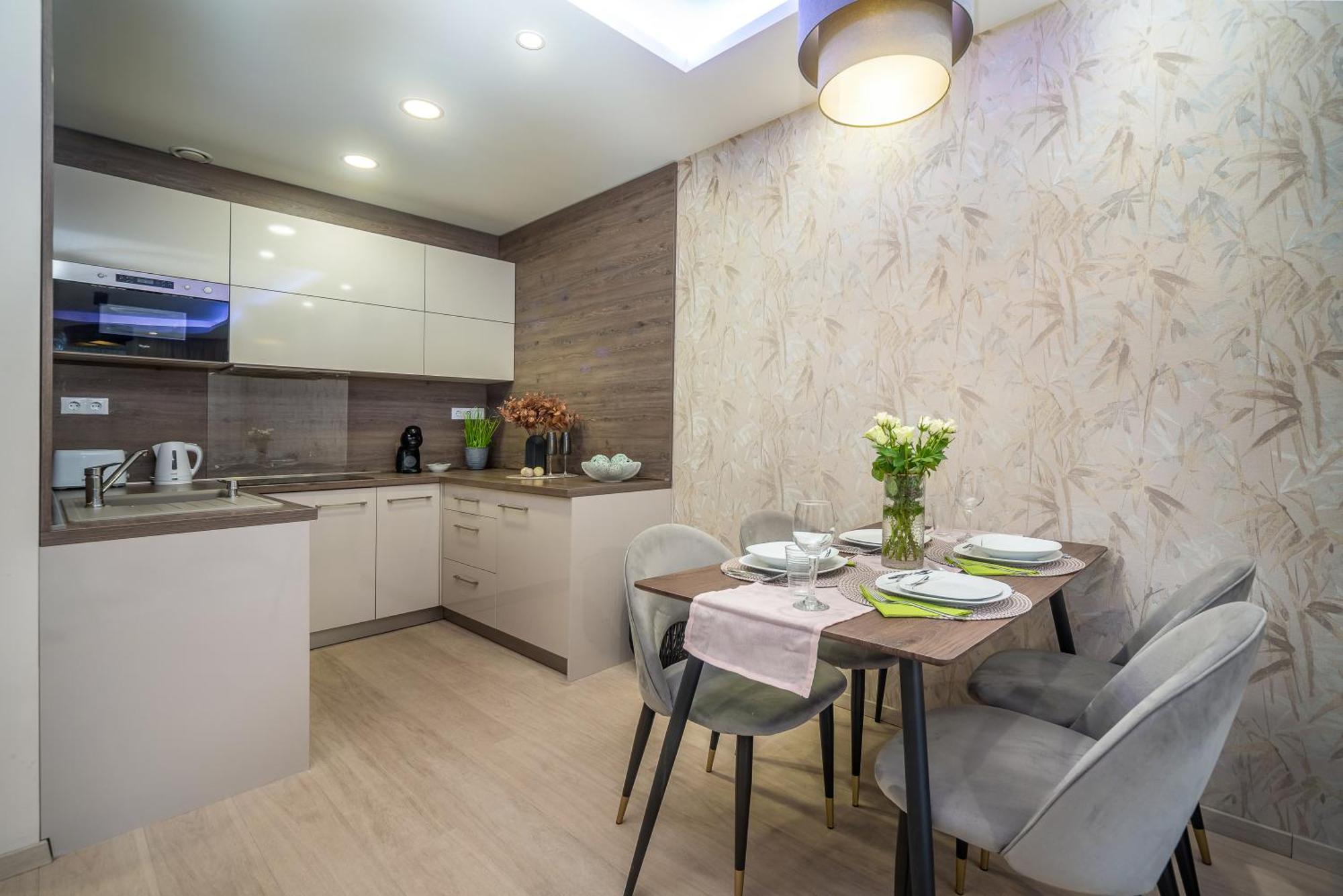 Lavida Deluxe Villa Hajdúszoboszló מראה חיצוני תמונה